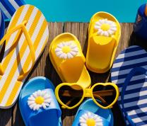 Juneteenth: Decorate a Summer Slipper Flip Flop 